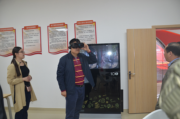 不忘初心跟黨走——參觀福興經(jīng)濟(jì)開(kāi)發(fā)區(qū)政治生活館